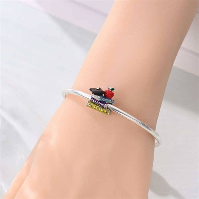 خرزة فضة استرلينية عيار 925 بت - مراجعة Jewelry Making Journal وسعره